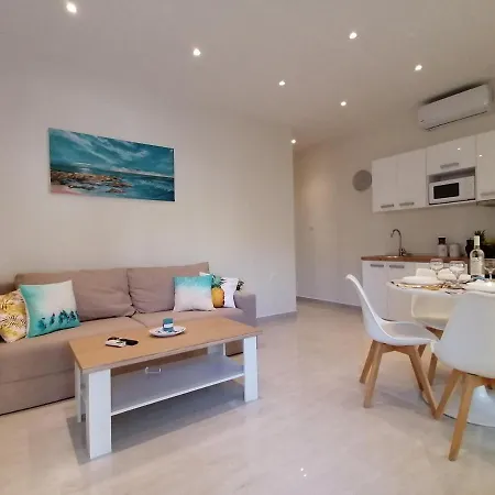 Sea Pleasure Апартаменты *