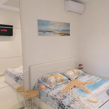 Апартаменты Sea Pleasure *